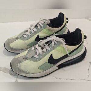 Nike Women's Air Max Pre-Day Light Liquid Lime athletic sneaker shoe running 7.5